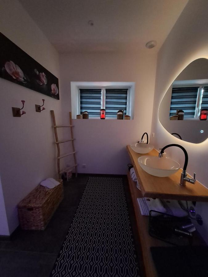 Ba'Cam Spa Bed and Breakfast Etigny Esterno foto