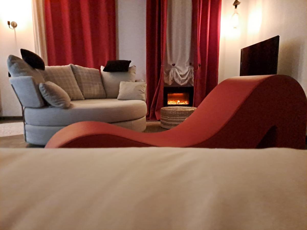 Ba'Cam Spa Bed and Breakfast Etigny Esterno foto